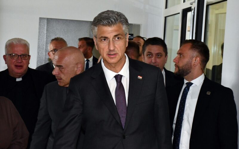 Plenković: Od 2016. prosječna plaća nominalno porasla 108 posto, realno 49 posto