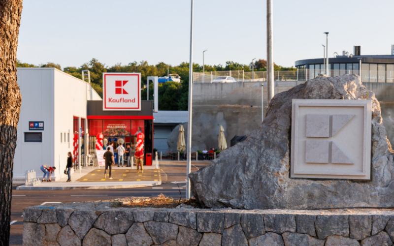 Kaufland daje 10.000 eura, otvorili i novu trgovinu