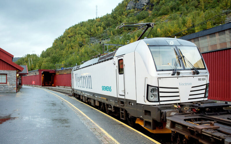 ENNA Logic naručila pet Siemens Vectron lokomotiva