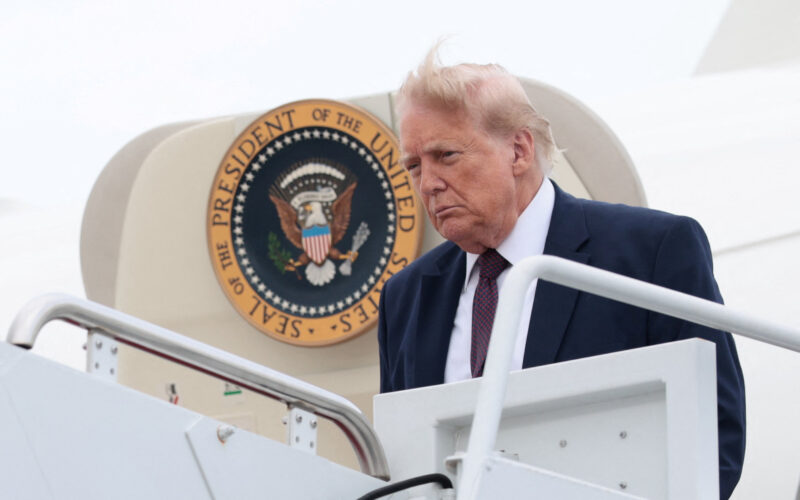 Trump dobiva vlastitu kovanicu od jednog dolara, kritičari dovode u pitanje zakonitost
