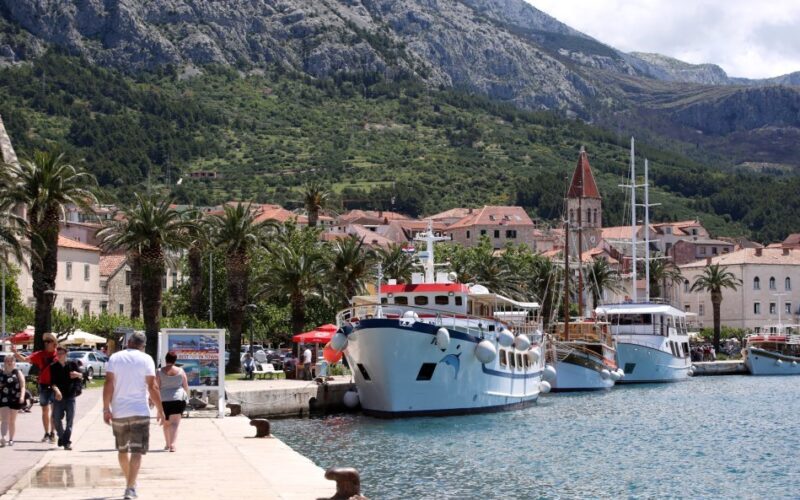 Dio građana nezadovoljan zabranom prodaje alkohola: ‘Užas, katastrofa, živimo od turizma’