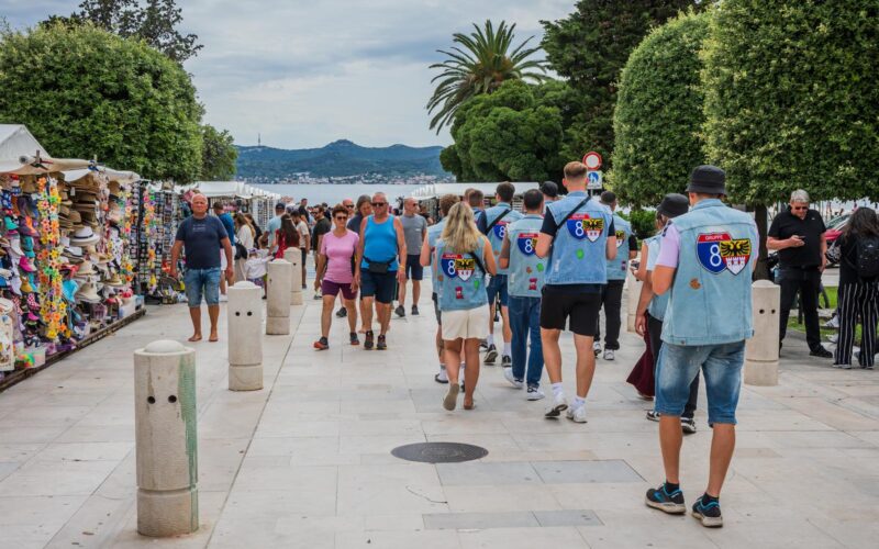 Podbacuje li turistička sezona? “Manje je čak i gostiju ‘na crno'”