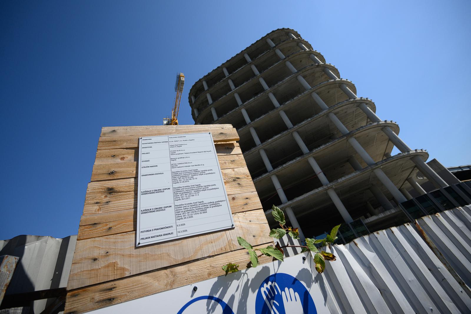 Zagreb: Nakon više desetljeća čekanja napokon počeli radovi, nedovršena zgrada postaje CapriCo Tower