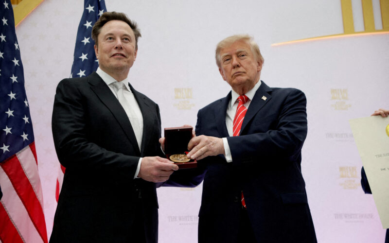Wall Street Journal: Musk naredio usporavanje Starlinka iznad Ukrajine