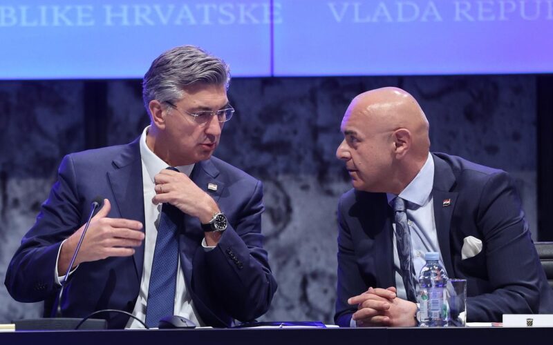 Zašto dodatak umirovljenicima nije veći? Svaki dodatni euro državu stoji gotovo 38 milijuna eura