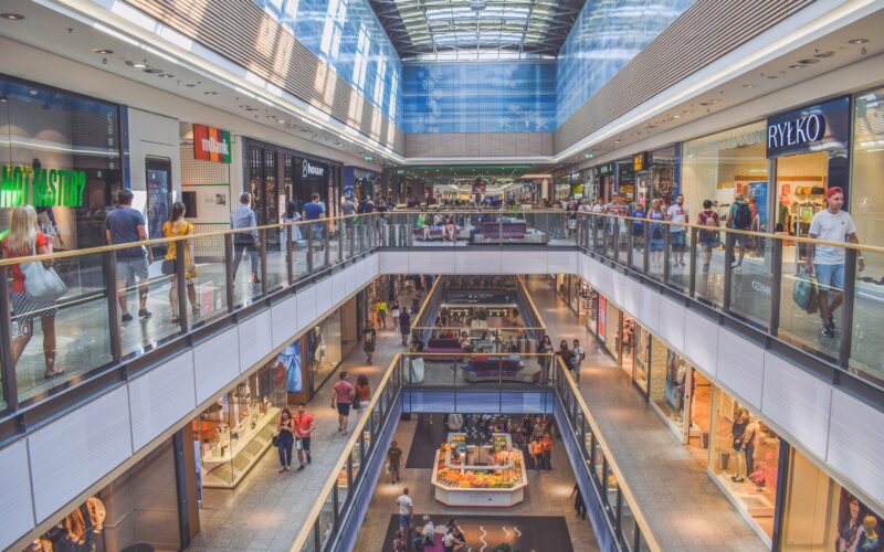 Četvrti stečaj u šest godina: Njemački trgovački div traži novog vlasnika, 11.250 radnih mjesta pod upitnikom